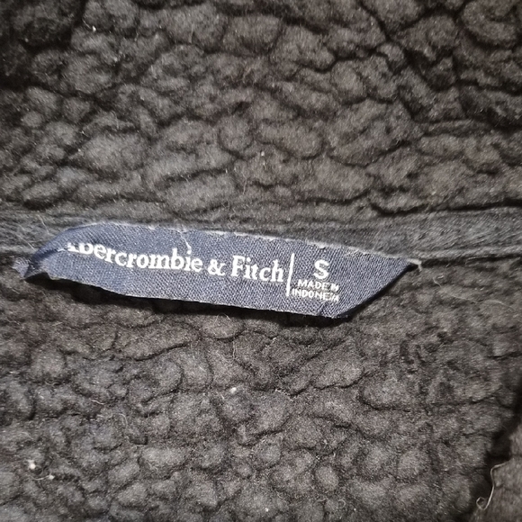 Abercrombie & Fitch Black Sweatshirt with White Lettering - Picture 2 of 2